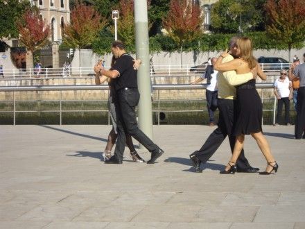 La vida es un tango y quien no la baile…..es un machango
